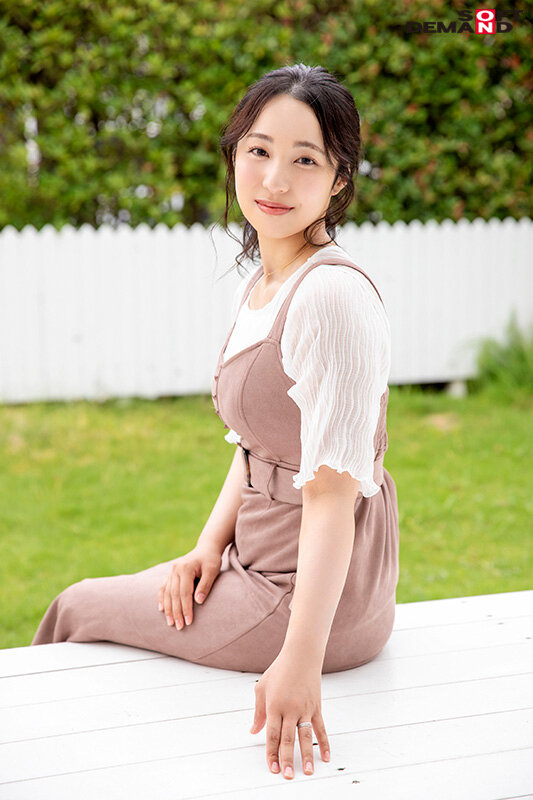 子どもたちの自慢になるような笑顔を絶やさないママでいたい 藤原真帆 30歳 AV DEBUT 2枚目