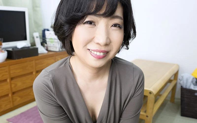 【VR】HQ高画質対応 淫臭漂う熟女の阿修羅責め 倉田江里子 画像01